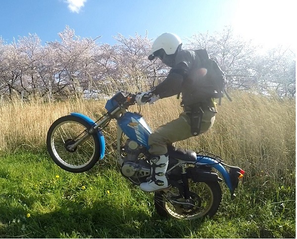 tl125 ウイリー